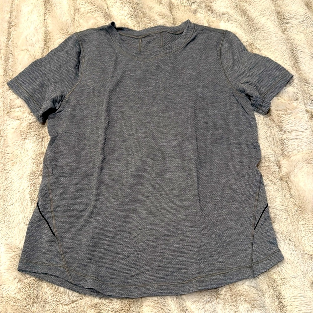 lululemon athletica Short Sleeve Tee in Heather Gray